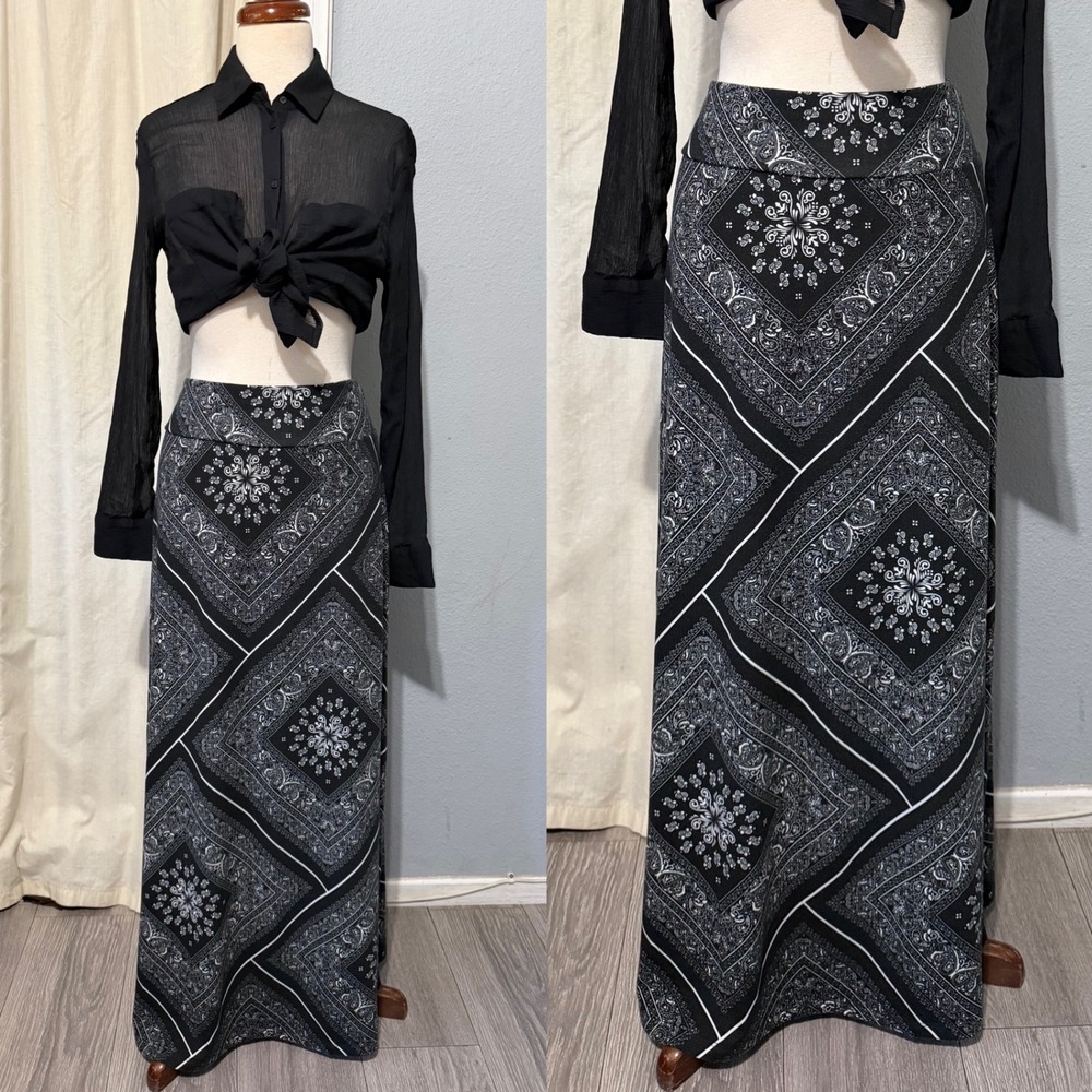 C&B Bohemian Maxi Skirt M Black White Bandana Paisley Stretch Hippie Festival